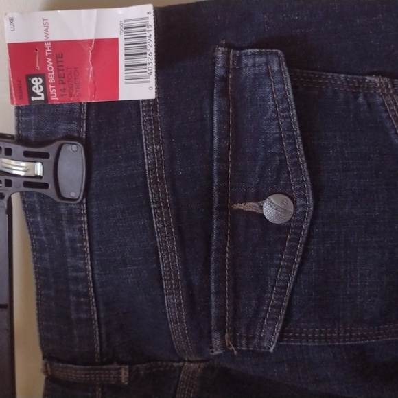 Lee Sinfully Soft Comfort Fit Just Below Waist Stretch Barely Bootcut Jeans- 14P - Picture 6 of 8